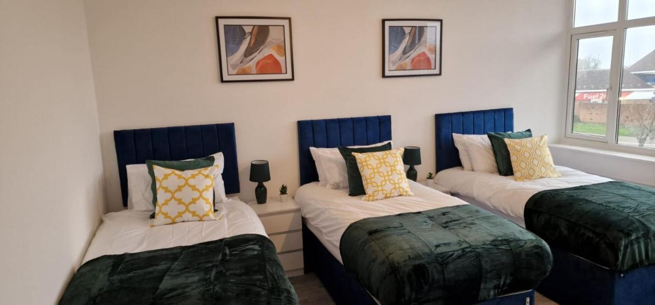 1 Bedroom Apartment - Flitwick - Contractor Friendly - Tourist Ready - Full Kitchen - Wifi - Smart Tv - Sofa Bed - Free Parking - Ideal For Short Or Long Stays Buitenkant foto